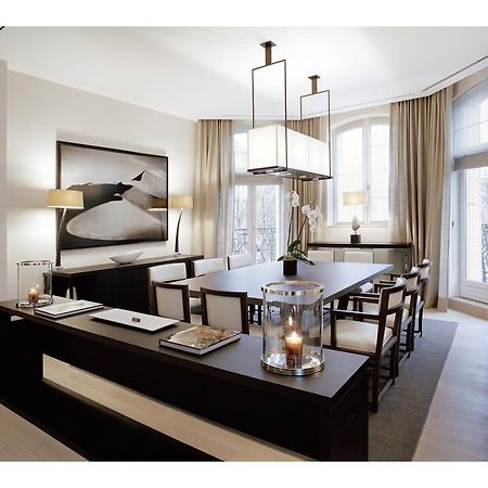 La Reserve Paris Apartments Restoran gambar
